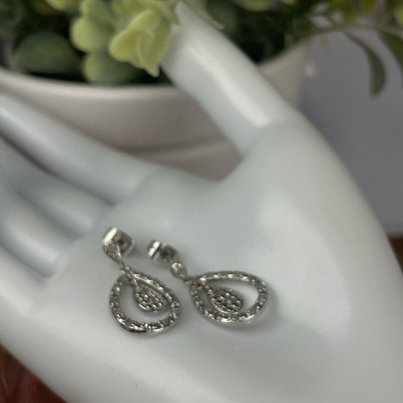 Diamond earrings. Silver .925. Untreated Earth Mined. 1/2ct - Picture 8 of 12